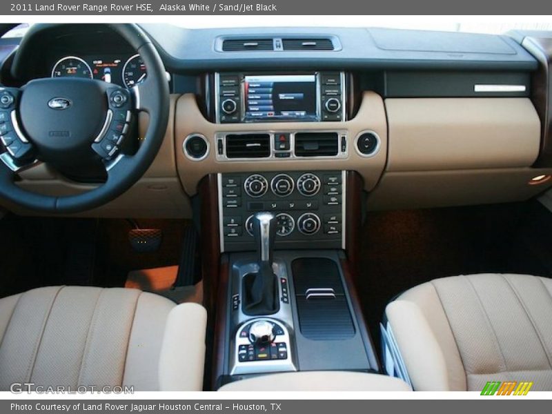 Alaska White / Sand/Jet Black 2011 Land Rover Range Rover HSE