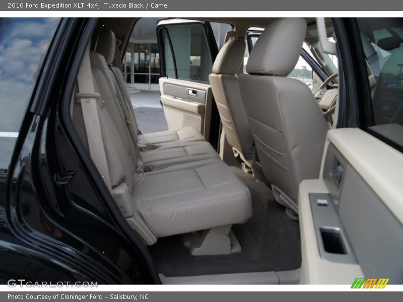 Tuxedo Black / Camel 2010 Ford Expedition XLT 4x4