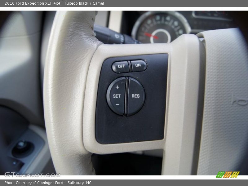 Tuxedo Black / Camel 2010 Ford Expedition XLT 4x4