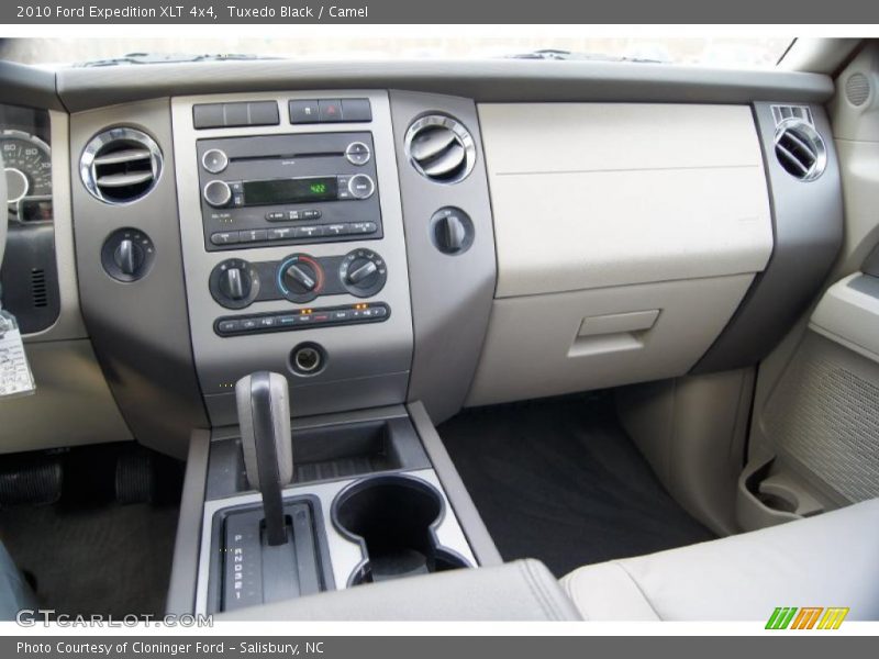 Tuxedo Black / Camel 2010 Ford Expedition XLT 4x4