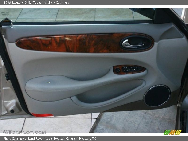Door Panel of 1999 XJ XJ8