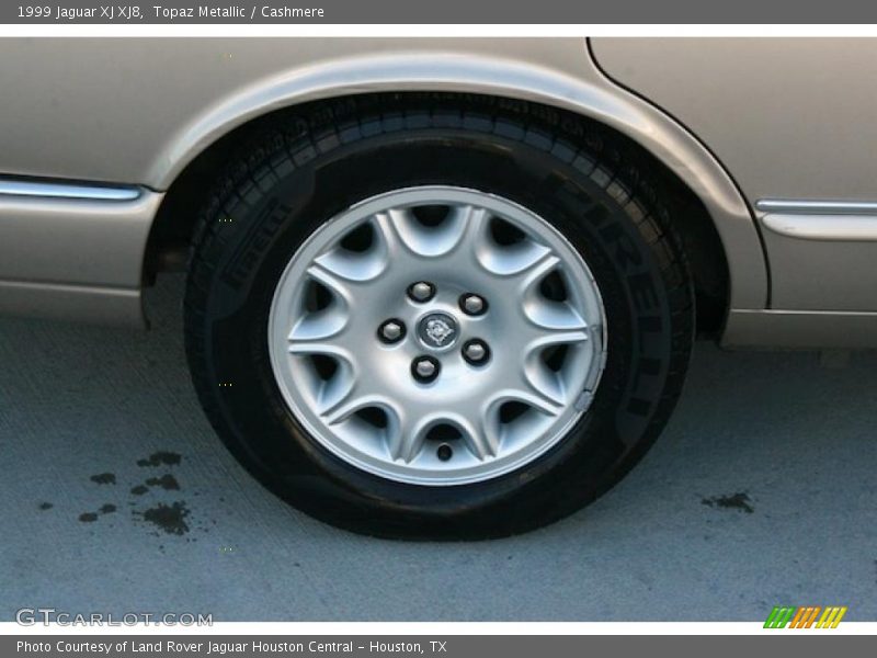  1999 XJ XJ8 Wheel