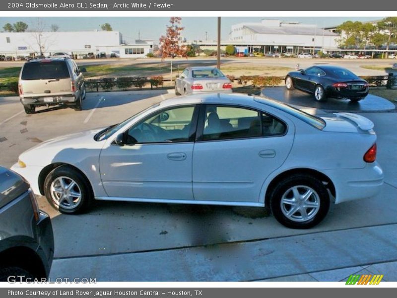 Arctic White / Pewter 2004 Oldsmobile Alero GL1 Sedan