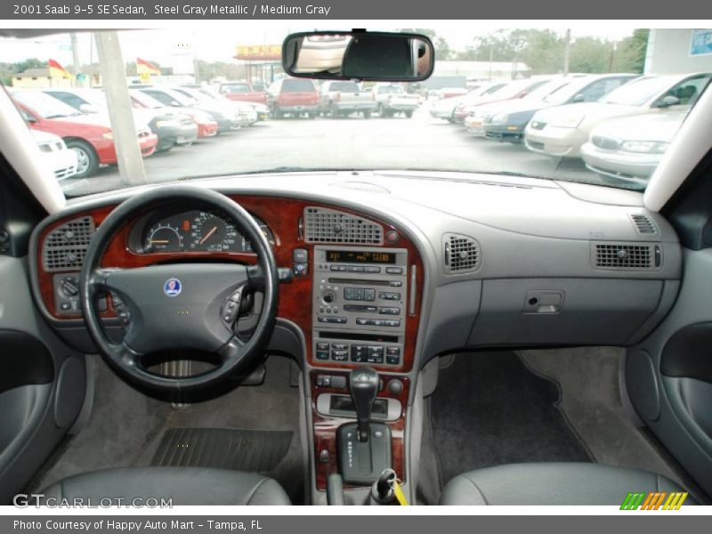 Dashboard of 2001 9-5 SE Sedan