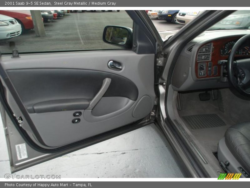 Door Panel of 2001 9-5 SE Sedan