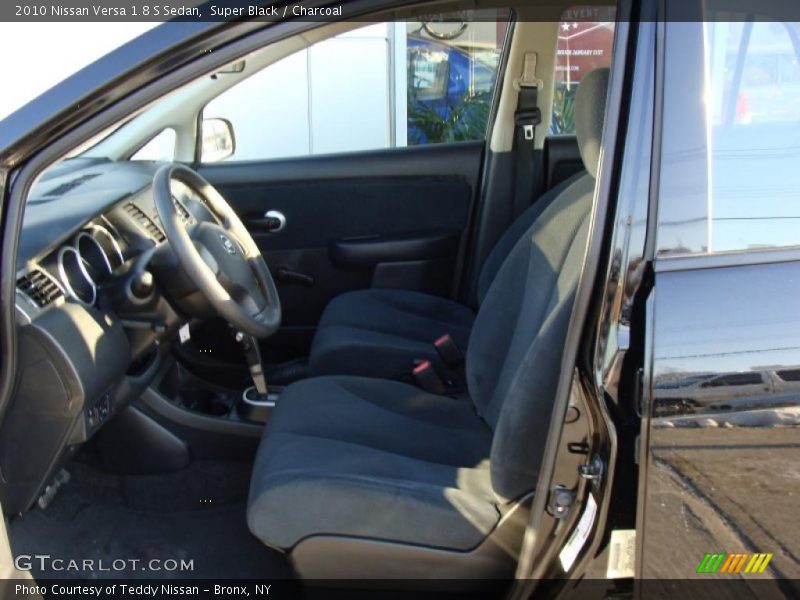 Super Black / Charcoal 2010 Nissan Versa 1.8 S Sedan