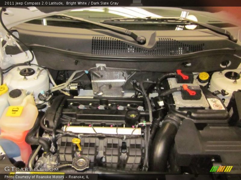 Bright White / Dark Slate Gray 2011 Jeep Compass 2.0 Latitude