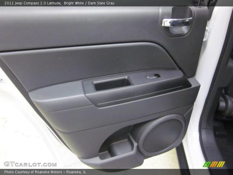 Bright White / Dark Slate Gray 2011 Jeep Compass 2.0 Latitude