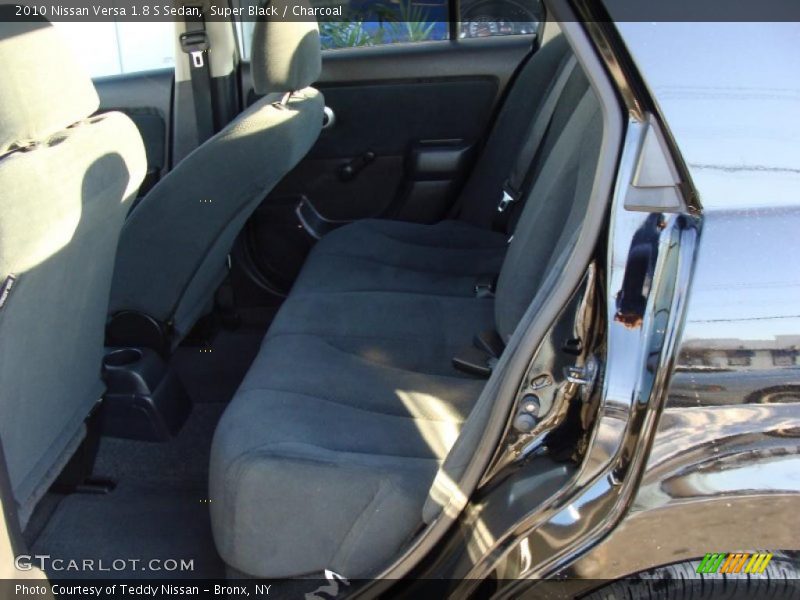 Super Black / Charcoal 2010 Nissan Versa 1.8 S Sedan
