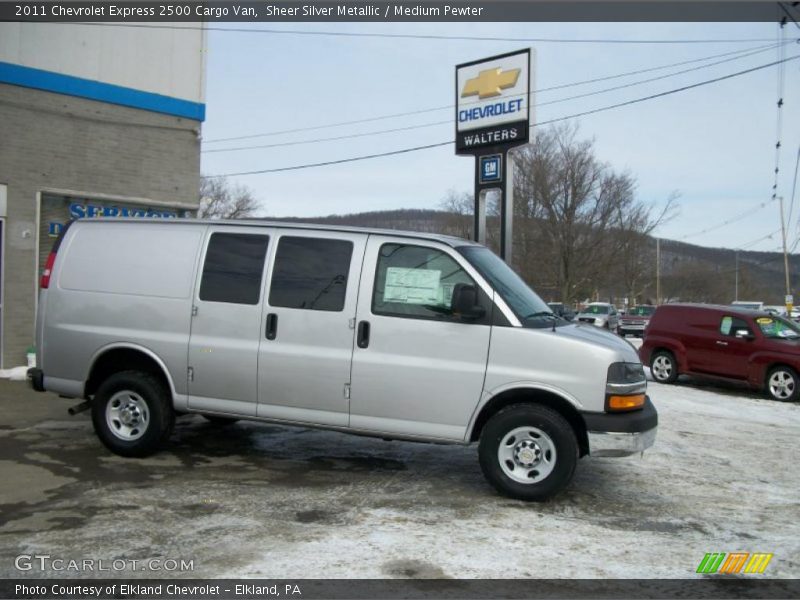 Sheer Silver Metallic / Medium Pewter 2011 Chevrolet Express 2500 Cargo Van