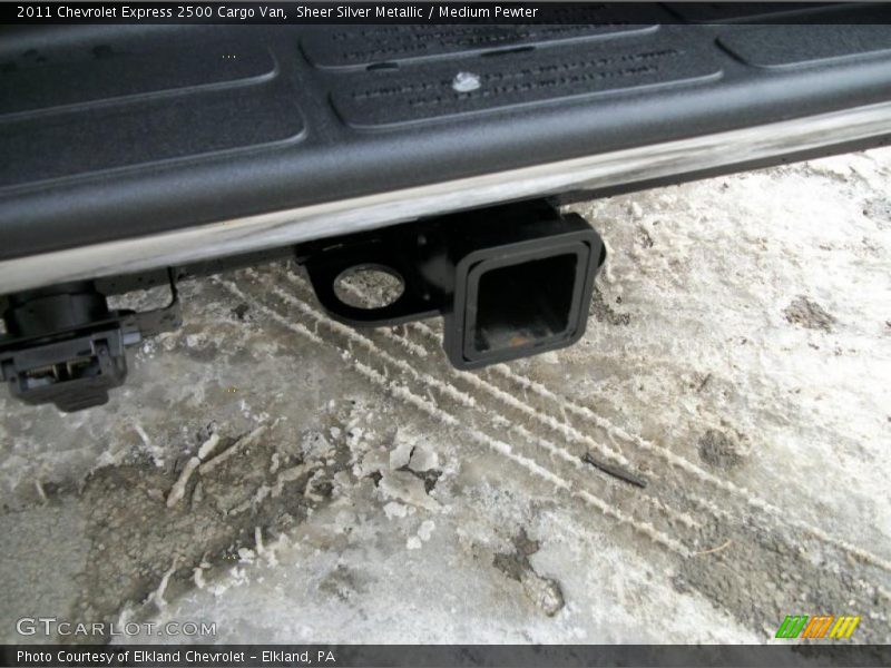 Sheer Silver Metallic / Medium Pewter 2011 Chevrolet Express 2500 Cargo Van
