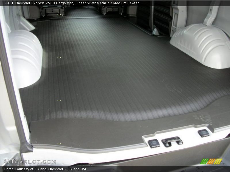 Sheer Silver Metallic / Medium Pewter 2011 Chevrolet Express 2500 Cargo Van