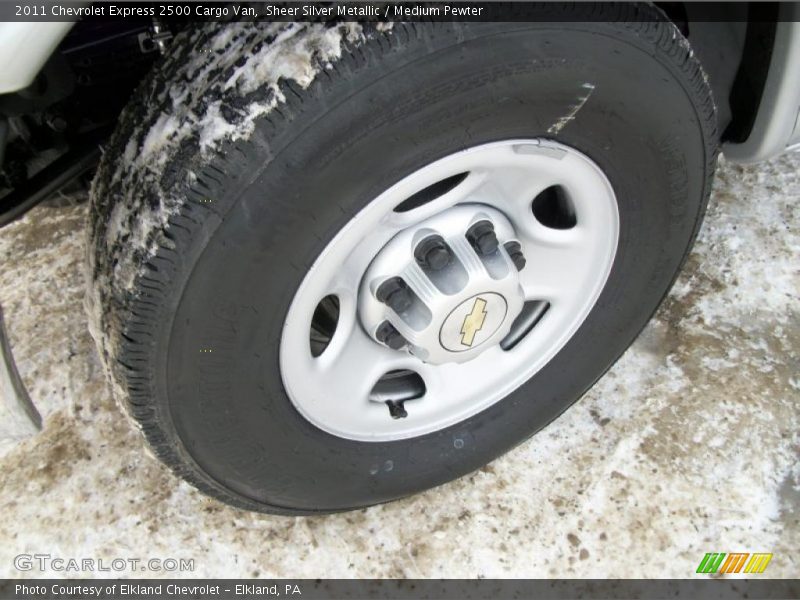 Sheer Silver Metallic / Medium Pewter 2011 Chevrolet Express 2500 Cargo Van