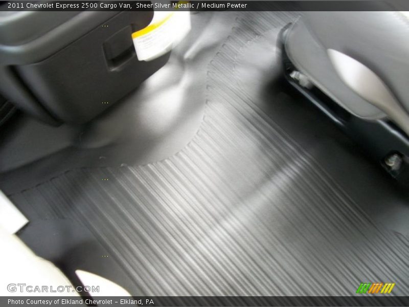 Sheer Silver Metallic / Medium Pewter 2011 Chevrolet Express 2500 Cargo Van