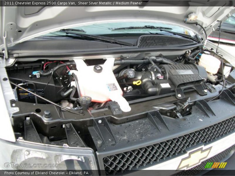 Sheer Silver Metallic / Medium Pewter 2011 Chevrolet Express 2500 Cargo Van