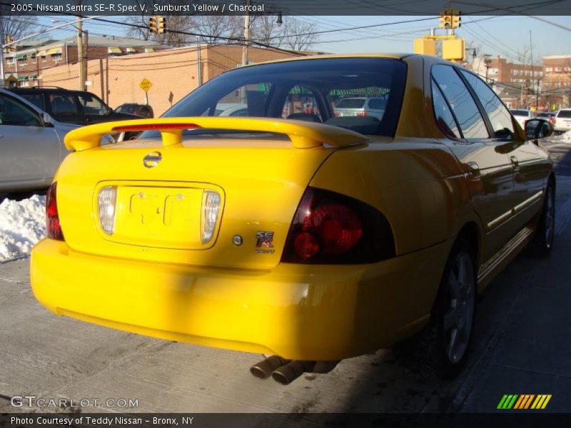 Sunburst Yellow / Charcoal 2005 Nissan Sentra SE-R Spec V