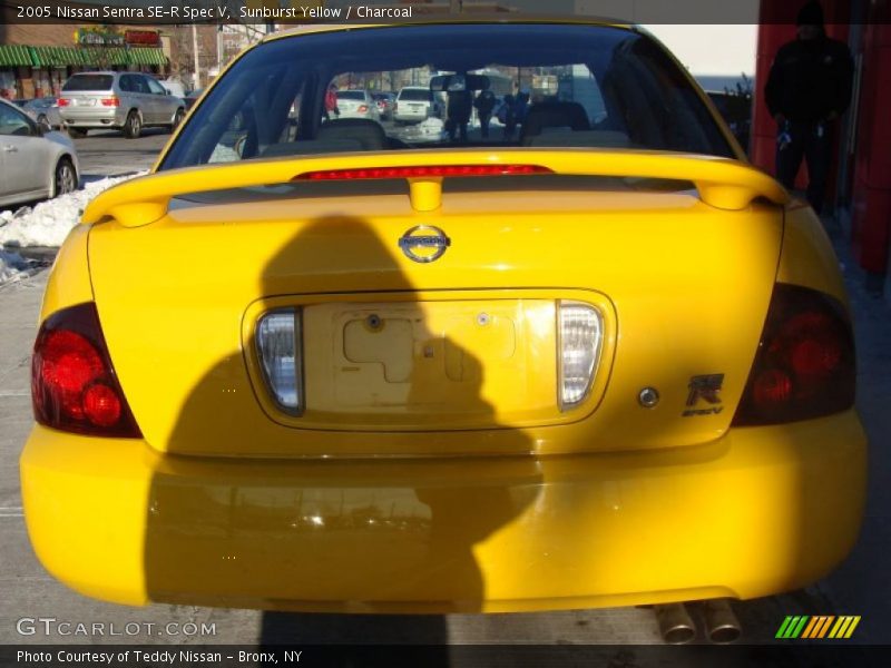 Sunburst Yellow / Charcoal 2005 Nissan Sentra SE-R Spec V