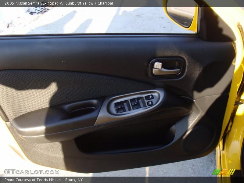 Sunburst Yellow / Charcoal 2005 Nissan Sentra SE-R Spec V