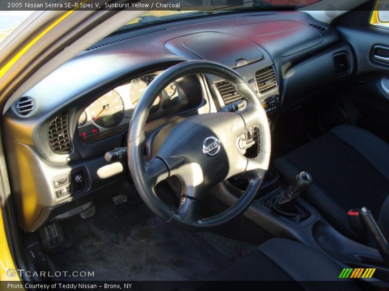 Sunburst Yellow / Charcoal 2005 Nissan Sentra SE-R Spec V