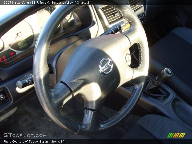 Sunburst Yellow / Charcoal 2005 Nissan Sentra SE-R Spec V