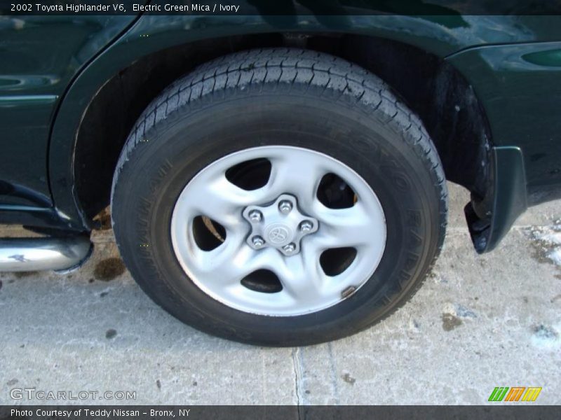 Electric Green Mica / Ivory 2002 Toyota Highlander V6