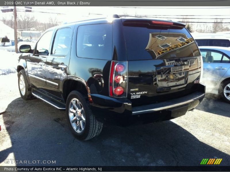 Onyx Black / Ebony 2009 GMC Yukon Denali AWD
