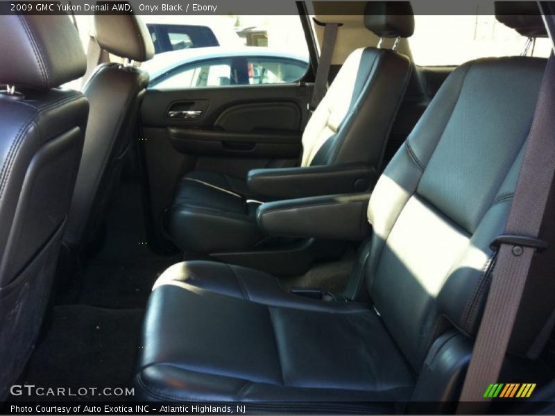 Onyx Black / Ebony 2009 GMC Yukon Denali AWD