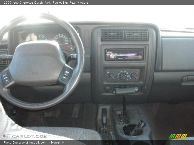 Patriot Blue Pearl / Agate 1999 Jeep Cherokee Classic 4x4