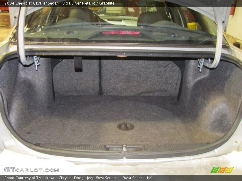 Ultra Silver Metallic / Graphite 2004 Chevrolet Cavalier Sedan