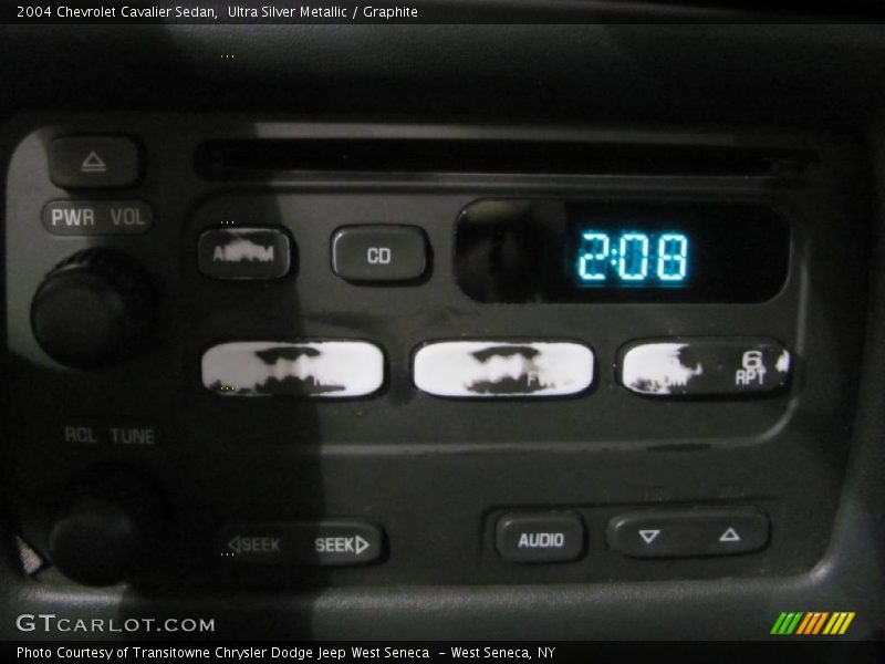 Ultra Silver Metallic / Graphite 2004 Chevrolet Cavalier Sedan