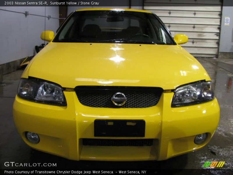 Sunburst Yellow / Stone Gray 2003 Nissan Sentra SE-R