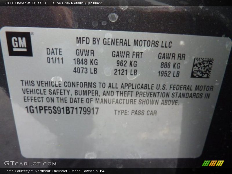 Taupe Gray Metallic / Jet Black 2011 Chevrolet Cruze LT