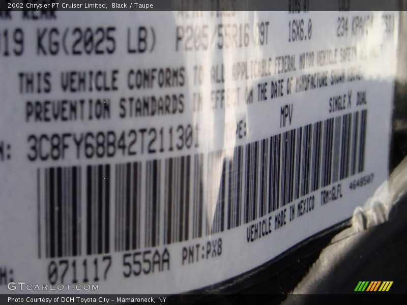 Black / Taupe 2002 Chrysler PT Cruiser Limited