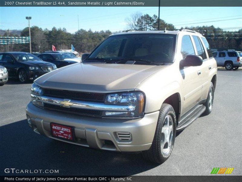 Sandstone Metallic / Light Cashmere/Ebony 2007 Chevrolet TrailBlazer LS 4x4