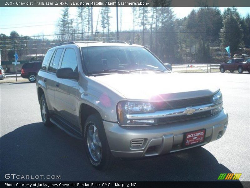 Sandstone Metallic / Light Cashmere/Ebony 2007 Chevrolet TrailBlazer LS 4x4