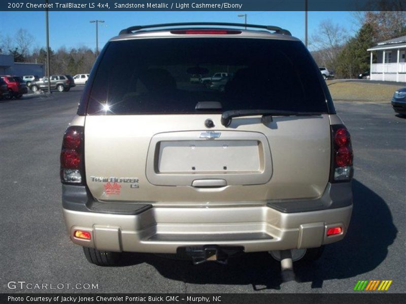 Sandstone Metallic / Light Cashmere/Ebony 2007 Chevrolet TrailBlazer LS 4x4