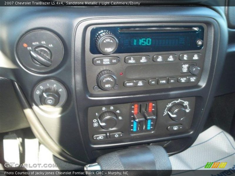 Sandstone Metallic / Light Cashmere/Ebony 2007 Chevrolet TrailBlazer LS 4x4
