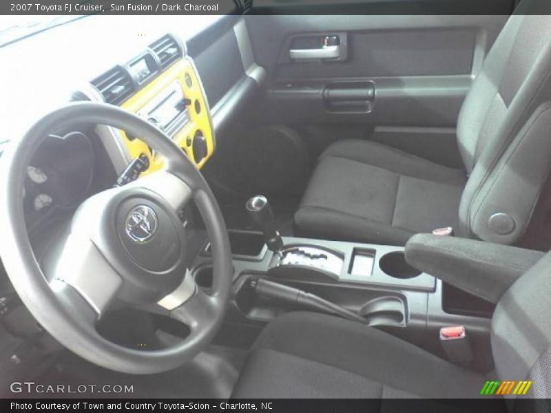 Sun Fusion / Dark Charcoal 2007 Toyota FJ Cruiser