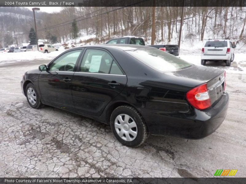 Black / Taupe 2004 Toyota Camry LE