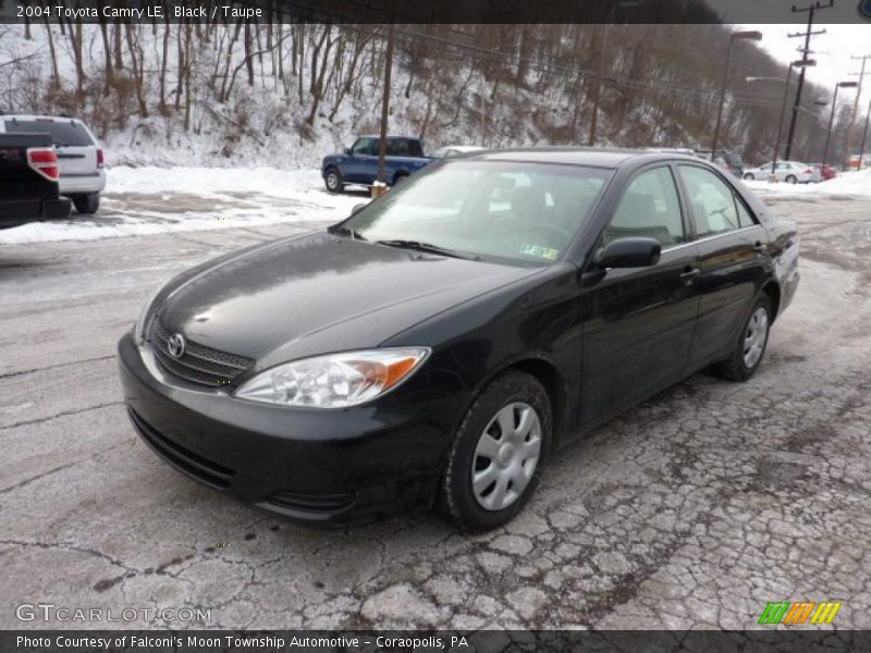 Black / Taupe 2004 Toyota Camry LE