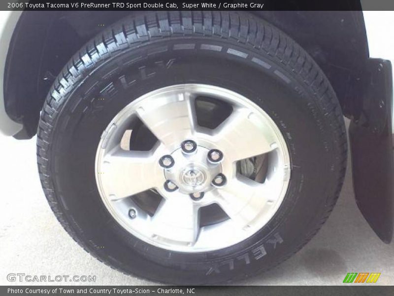 Super White / Graphite Gray 2006 Toyota Tacoma V6 PreRunner TRD Sport Double Cab