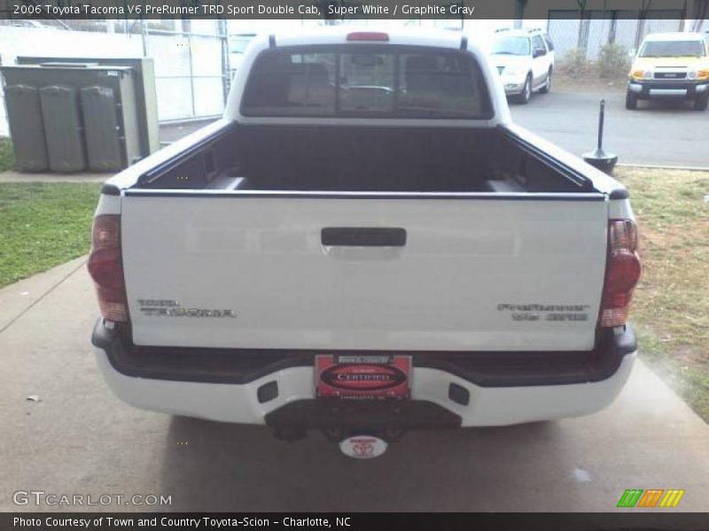 Super White / Graphite Gray 2006 Toyota Tacoma V6 PreRunner TRD Sport Double Cab