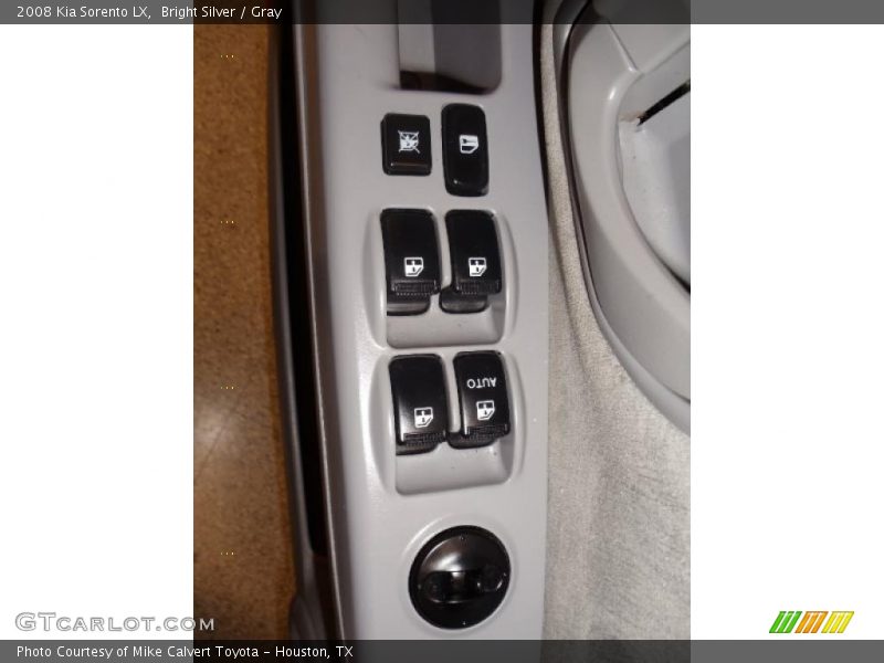 Bright Silver / Gray 2008 Kia Sorento LX