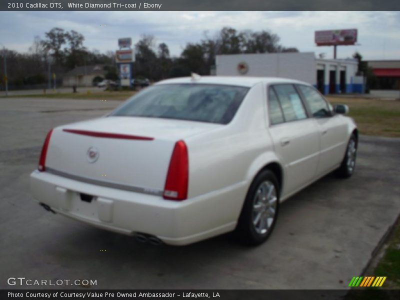 White Diamond Tri-coat / Ebony 2010 Cadillac DTS