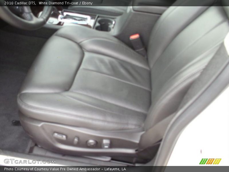 White Diamond Tri-coat / Ebony 2010 Cadillac DTS