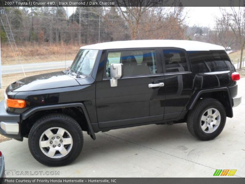 Black Diamond / Dark Charcoal 2007 Toyota FJ Cruiser 4WD