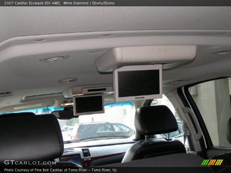 White Diamond / Ebony/Ebony 2007 Cadillac Escalade ESV AWD
