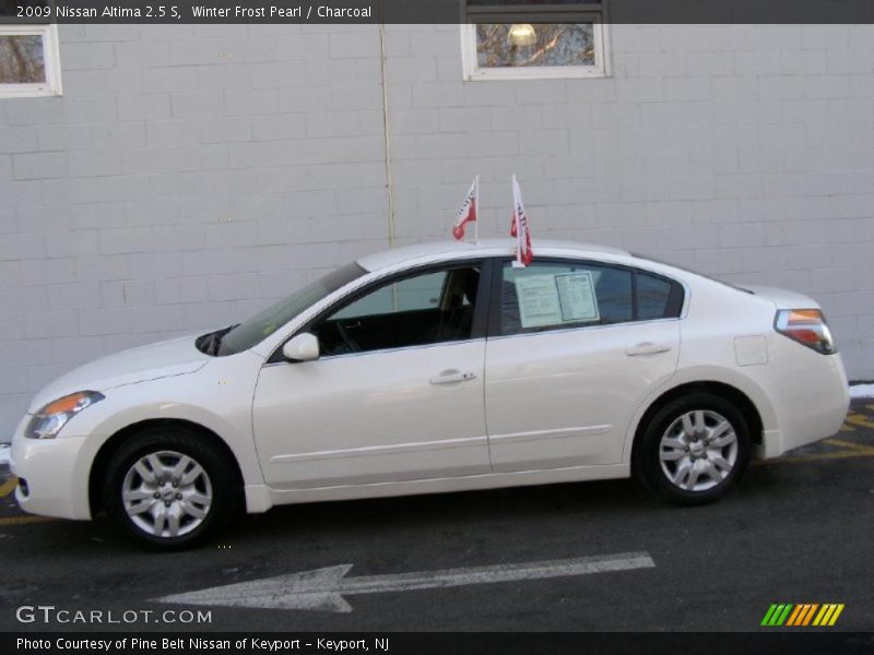 Winter Frost Pearl / Charcoal 2009 Nissan Altima 2.5 S