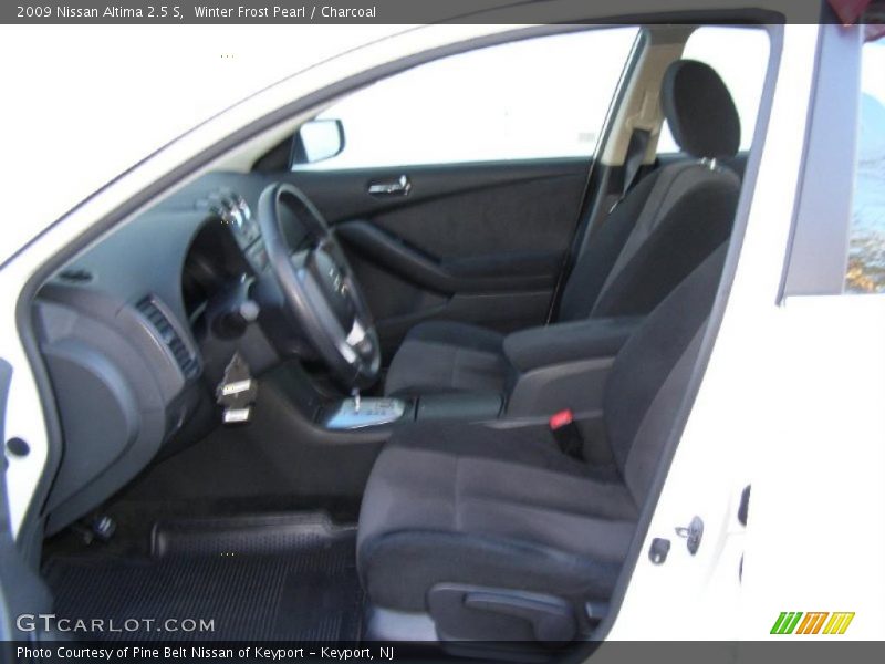 Winter Frost Pearl / Charcoal 2009 Nissan Altima 2.5 S