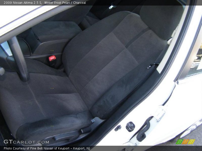 Winter Frost Pearl / Charcoal 2009 Nissan Altima 2.5 S